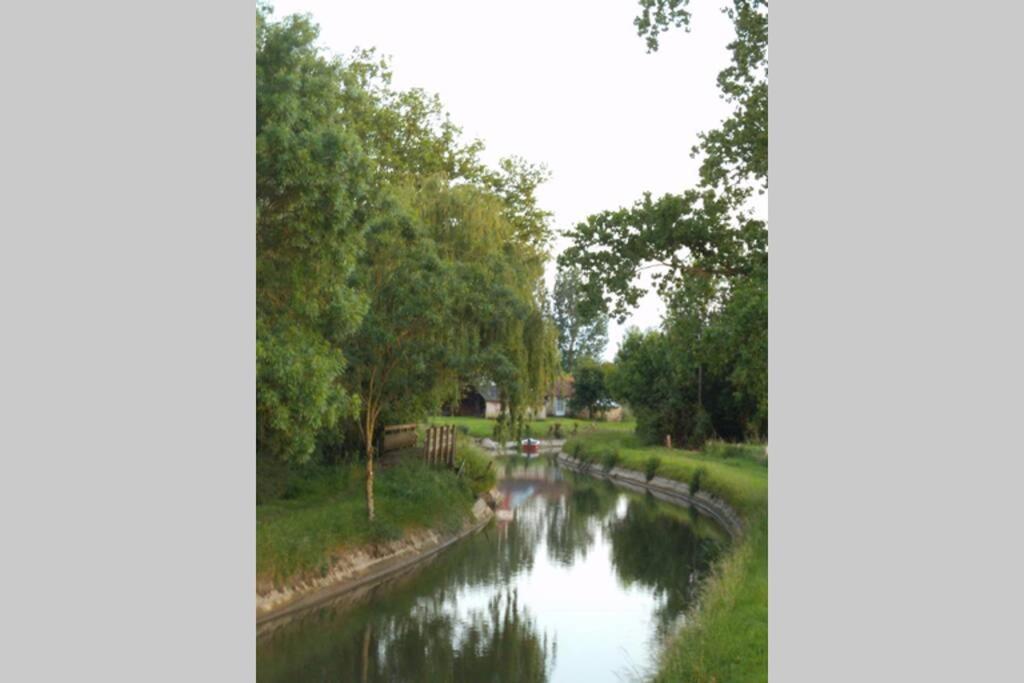 Вілла Gite Aniel Meuble Au Coeur Du Marais Poitevin Maille  Екстер'єр фото